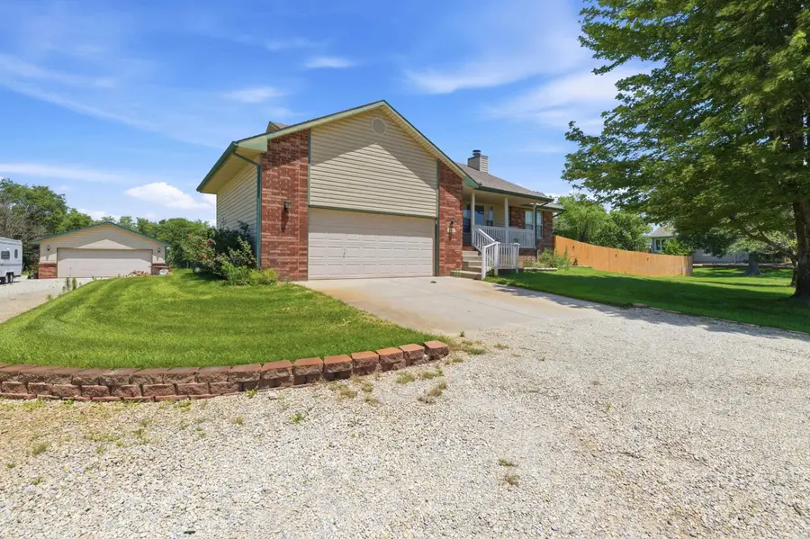 400 E Gordon Bennett Dr., Haysville, KS 67060 - #2