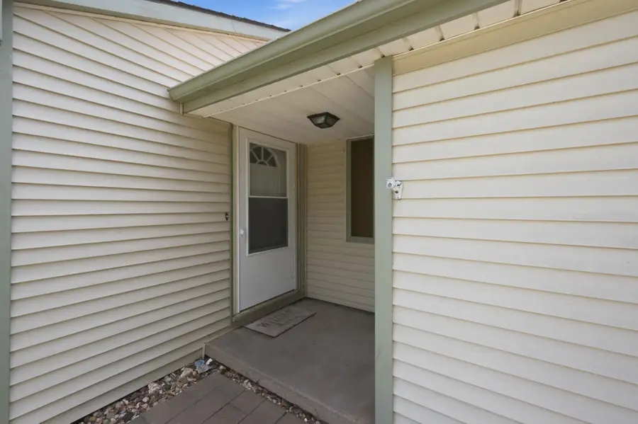 303 E 4th Ave, Cheney, KS 67025 - #2