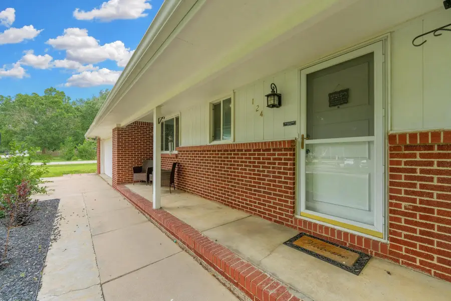 124 Baird St, Kechi, KS 67067 - #3