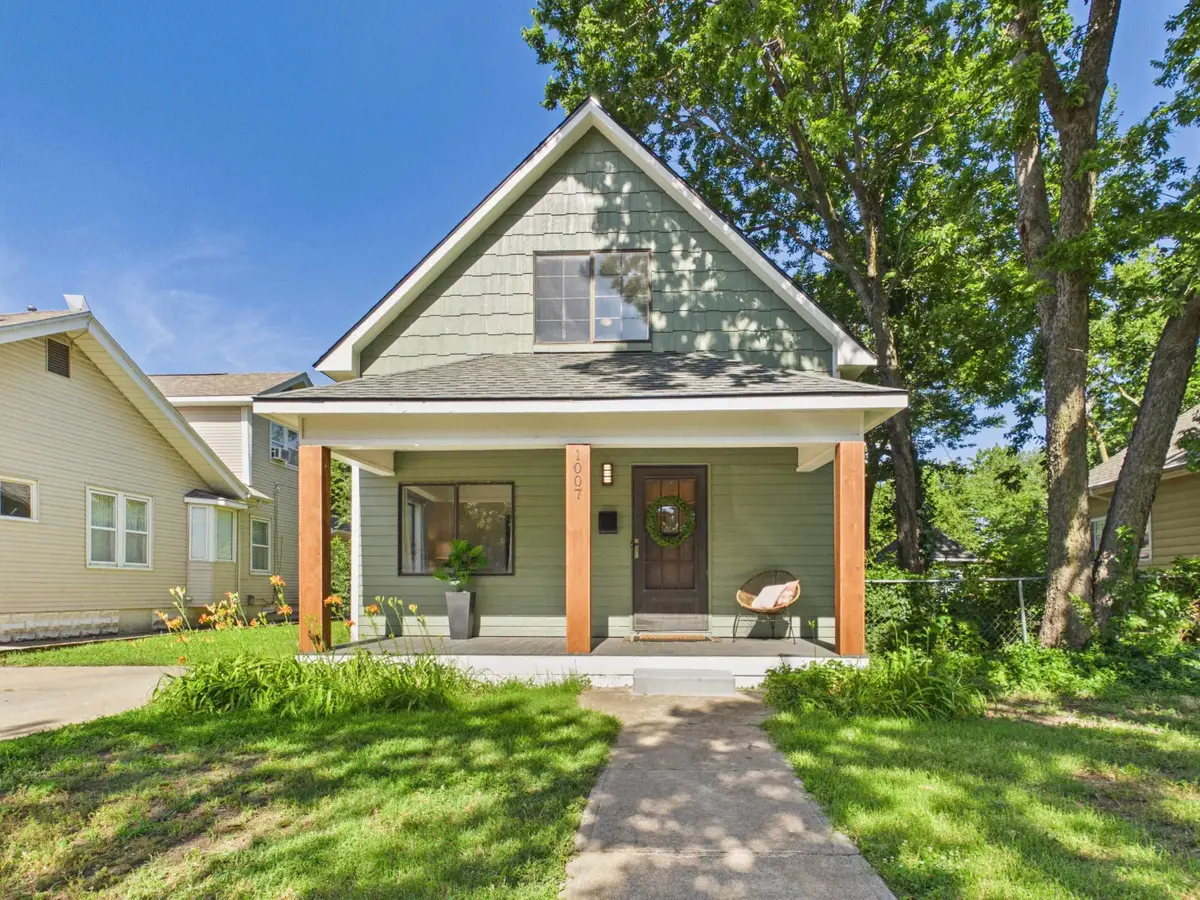 1007 N Jackson Ave, Wichita, KS 67203 - #1