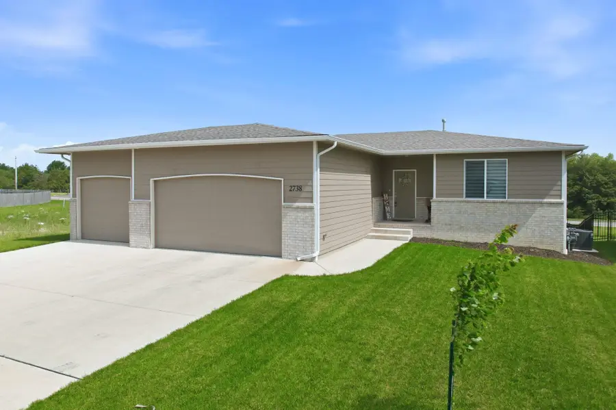 2738 E Ironstone St, Park City, KS 67219 - #2
