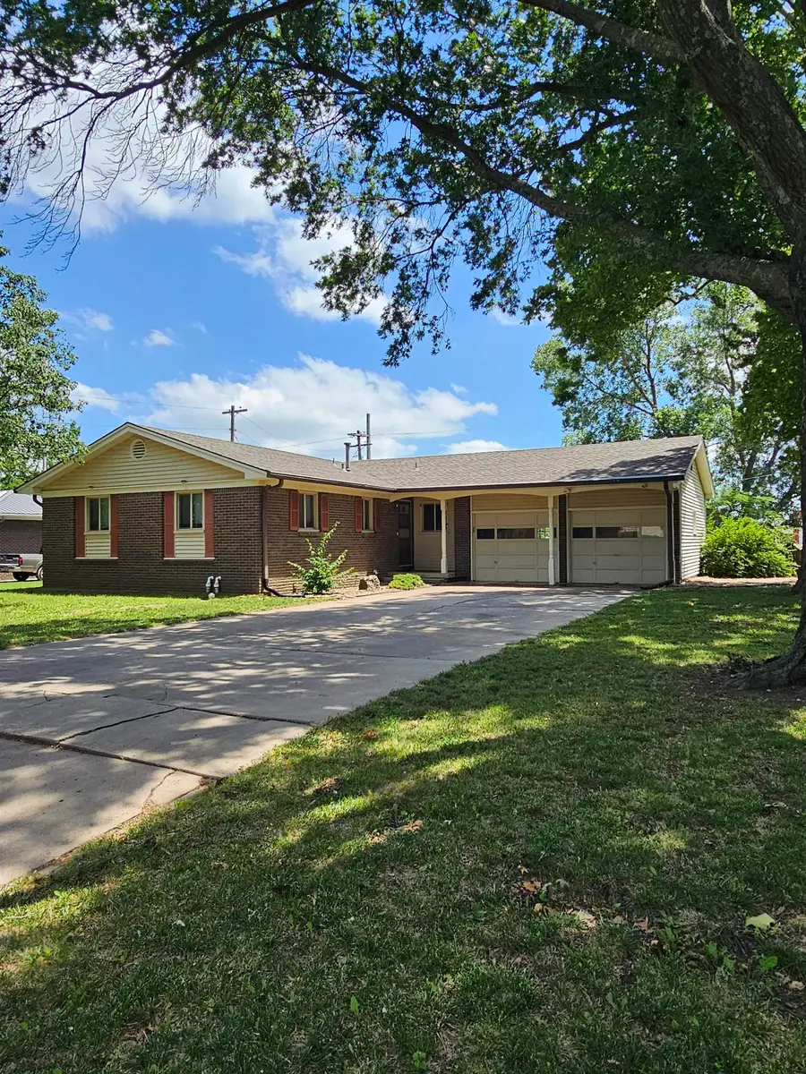 507 Akron, Augusta, KS 67010 - #2