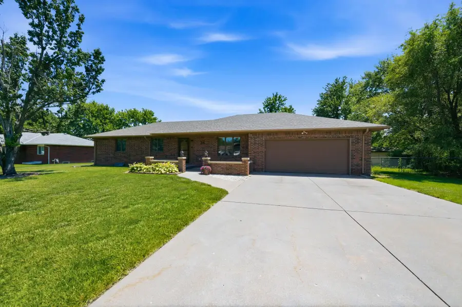 9A E Woodland Dr, Augusta, KS 67010 - #3