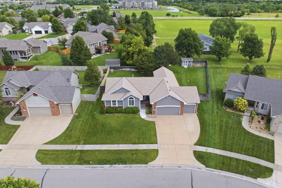 10902 W Lantana St, Wichita, KS 67205 - #2