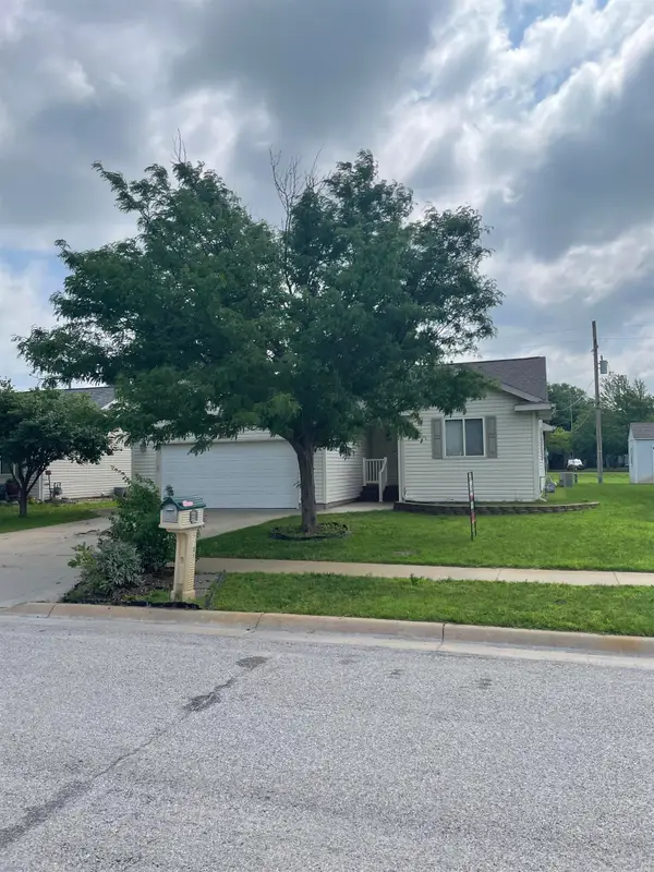 3306 Amanda St, Hutchinson, KS 67502