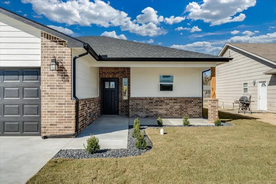 3509 N Sedgwick, Wichita, KS 67203 - #2
