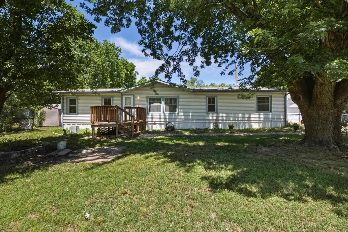 416 W 58th St S, Wichita, KS 67217 - #1