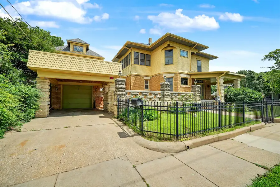 340 S 8th St, Salina, KS 67401 - #2