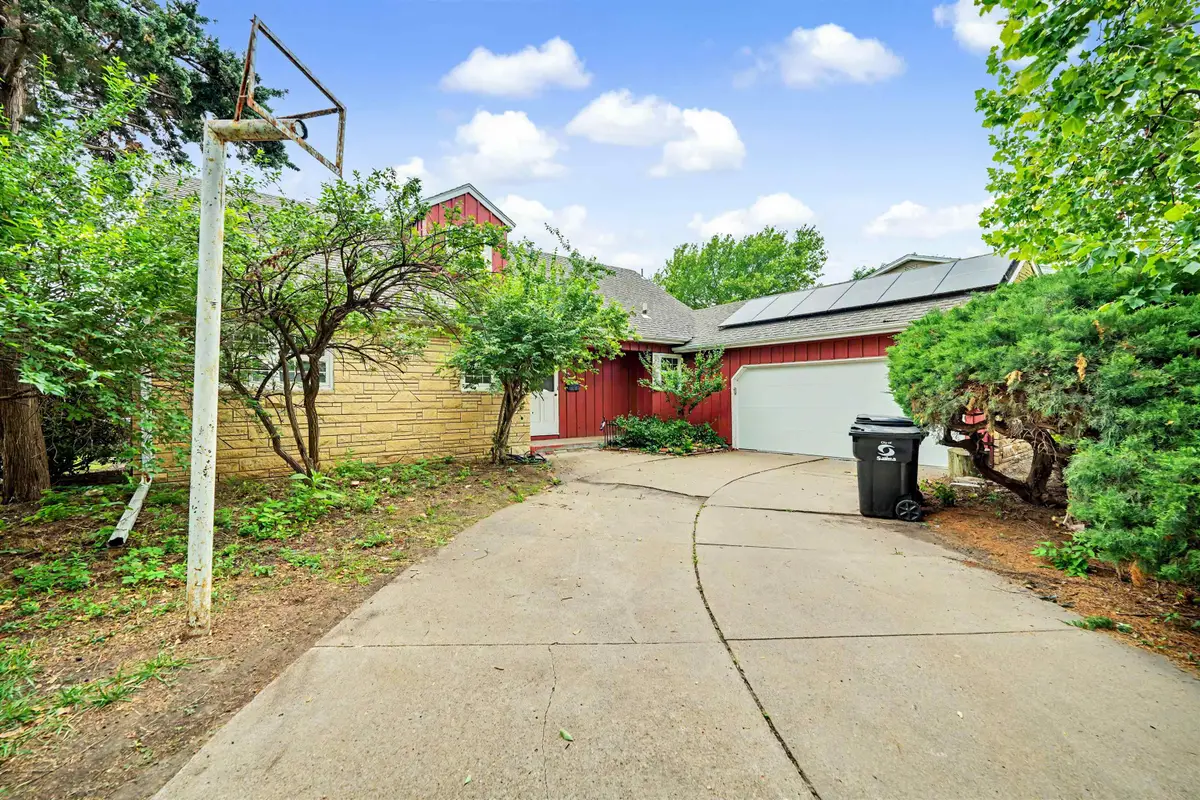 414 E Wayne, Salina, KS 67401 - #1