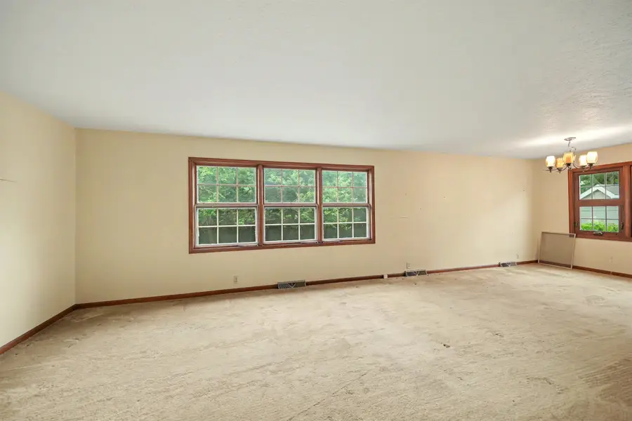 414 E Wayne, Salina, KS 67401 - #2