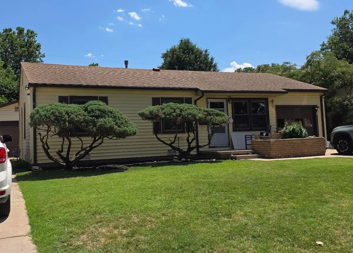 1407 E Crowley St, Wichita, KS 67216 - #1