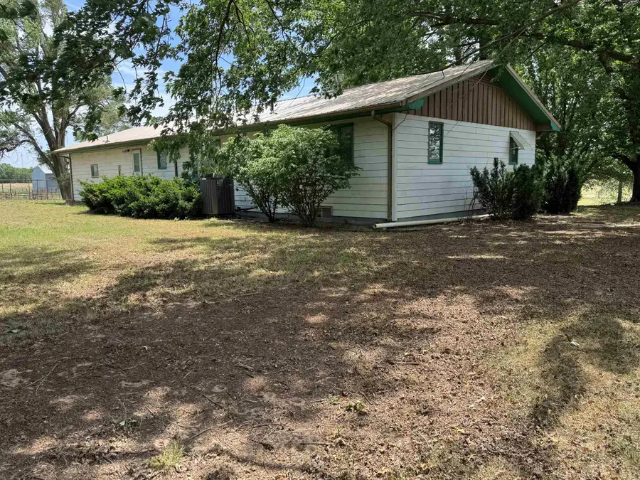 914 N Burmac Rd., Burrton, KS 67020 - #2