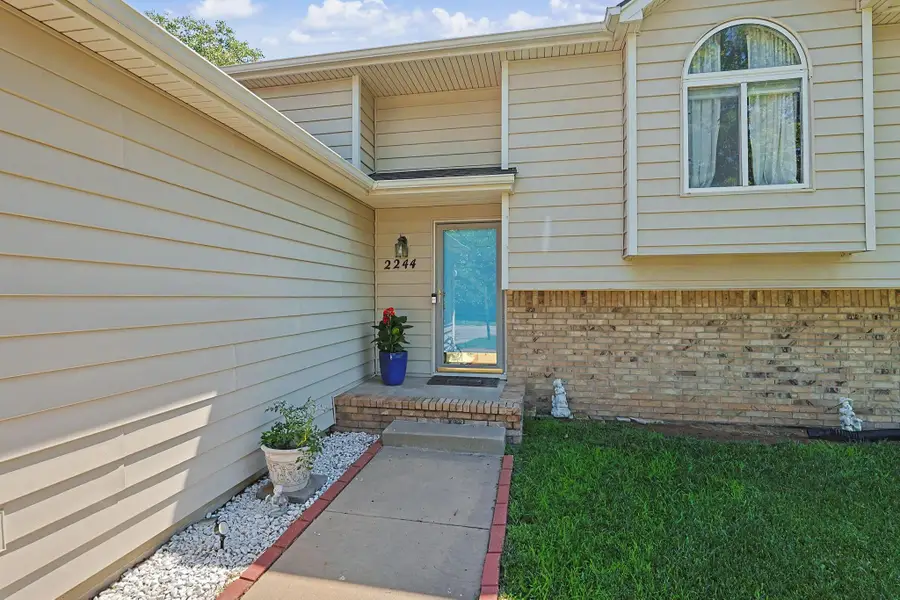 2244 S Rutledge St, Wichita, KS 67209 - #2