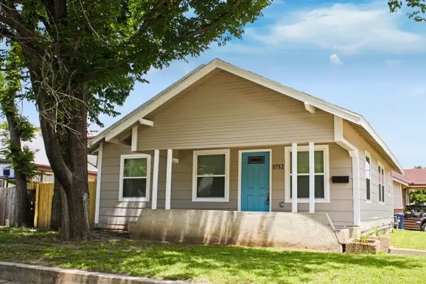 1752 S Market, Wichita, KS 67211