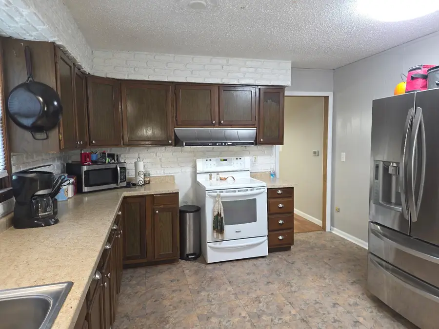 11030 S Anthony Ln, Mulvane, KS 67110 - #3