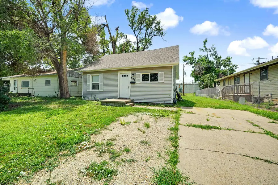 626 S 2nd St, Salina, KS 67401 - #2