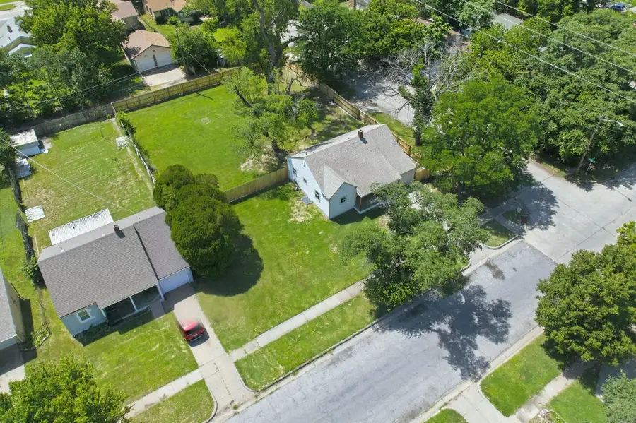 1901 S Emporia Ave, Wichita, KS 67211 - #2