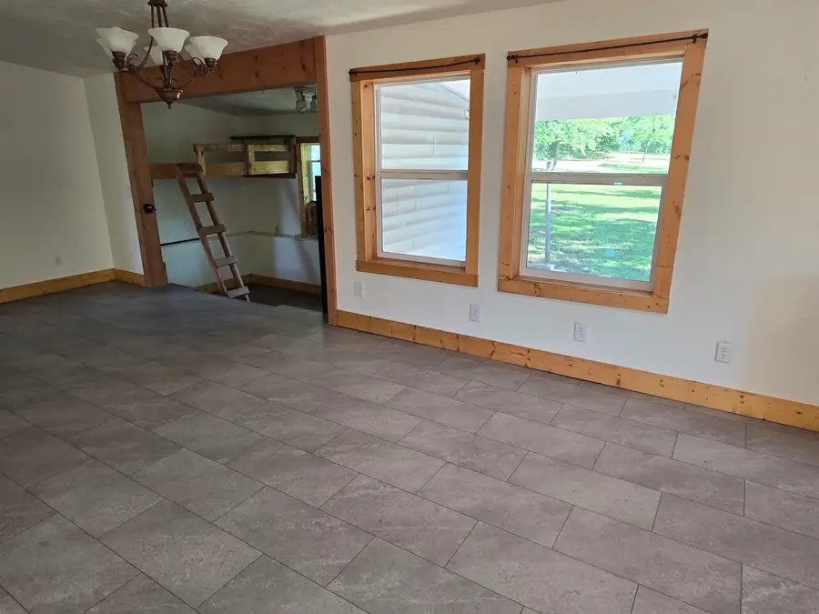 317 E Wagner Street, Dexter, KS 67038 - #3