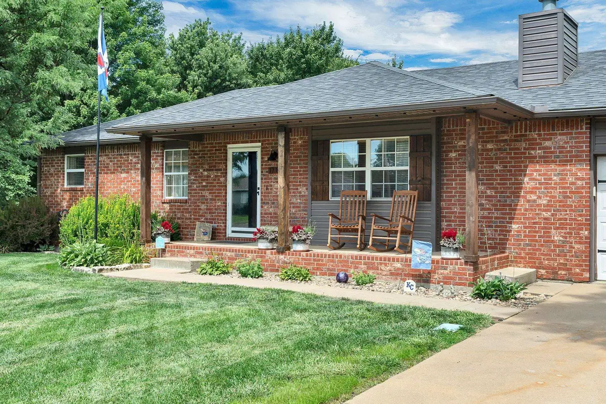 1715 Post Ct, El Dorado, KS 67042 - #1