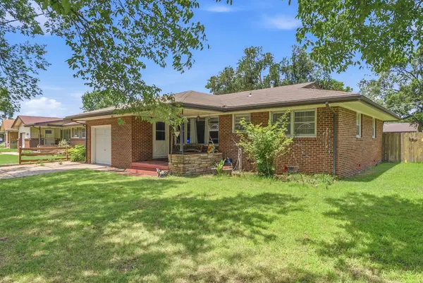 1302 W Fultz St, Wichita, KS 67217-2472