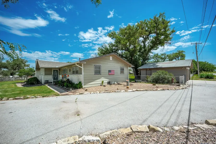 452 S Meadowhaven St, Wichita, KS 67209 - #3