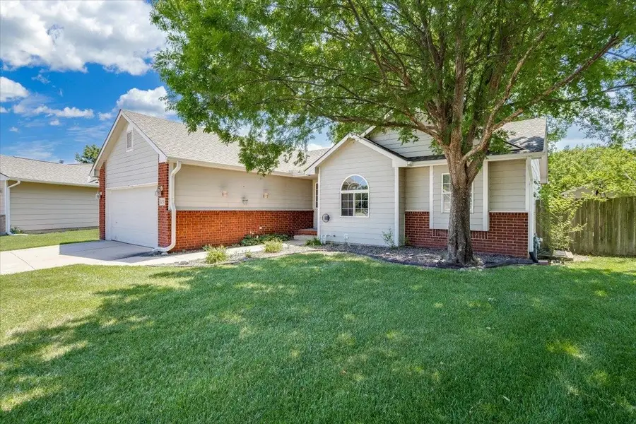 2721 N Stoney Point Ct, Wichita, KS 67205 - #3