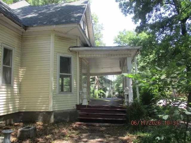1400 Grand Ave, Parsons, KS 67357 - #3