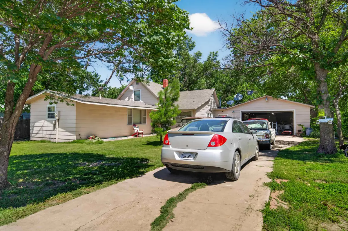 218 Main St, Walton, KS 67151 - #1