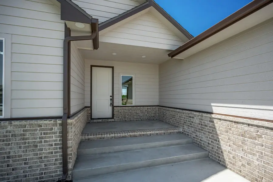 2739 E Ironstone St, Park City, KS 67219 - #3