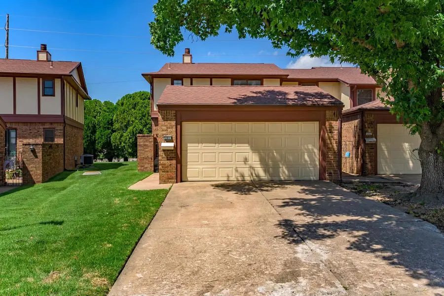 8917 W Harvest, Wichita, KS 67212 - #2