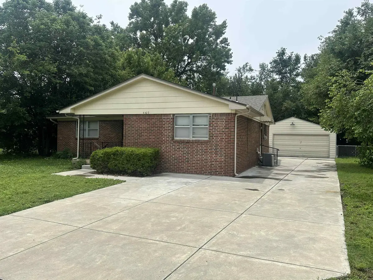 4309 N Gunnison, Bel Aire, KS 67220 - #1