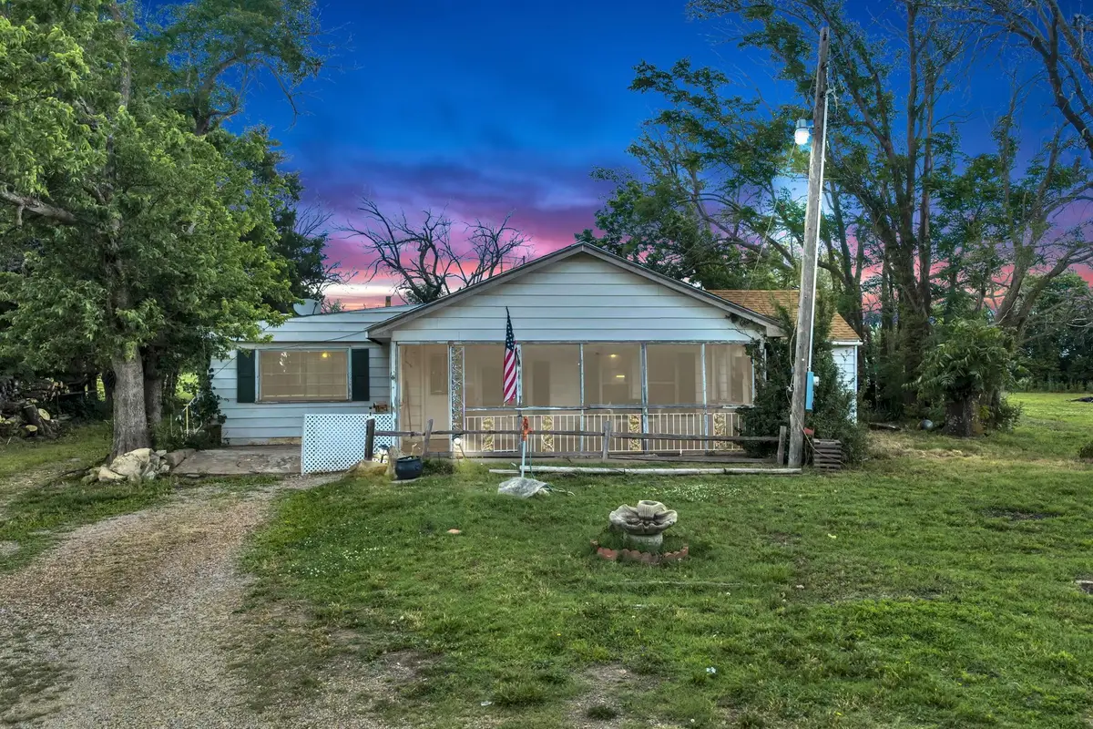 1332 N Hwy 15, Mulvane, KS 67110 - #1