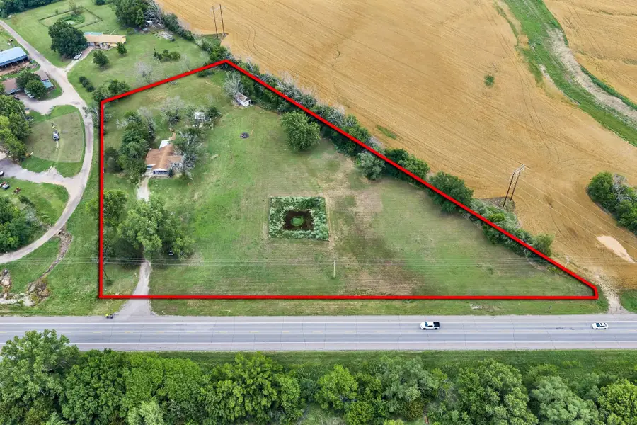 1332 N Hwy 15, Mulvane, KS 67110 - #2