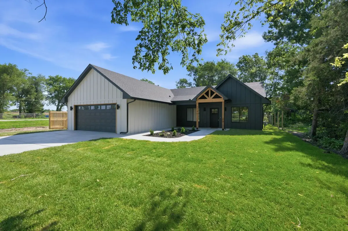 3748 N N Salina Rd, Wichita, KS 67204 - #1