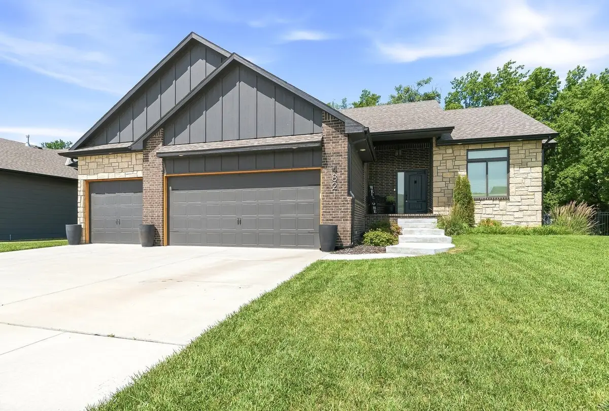 4821 N Peregrine St, Wichita, KS 67219 - #1