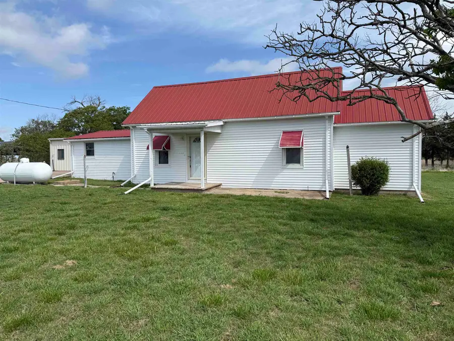 21386 172nd Rd, Burden, KS 67019 - #3