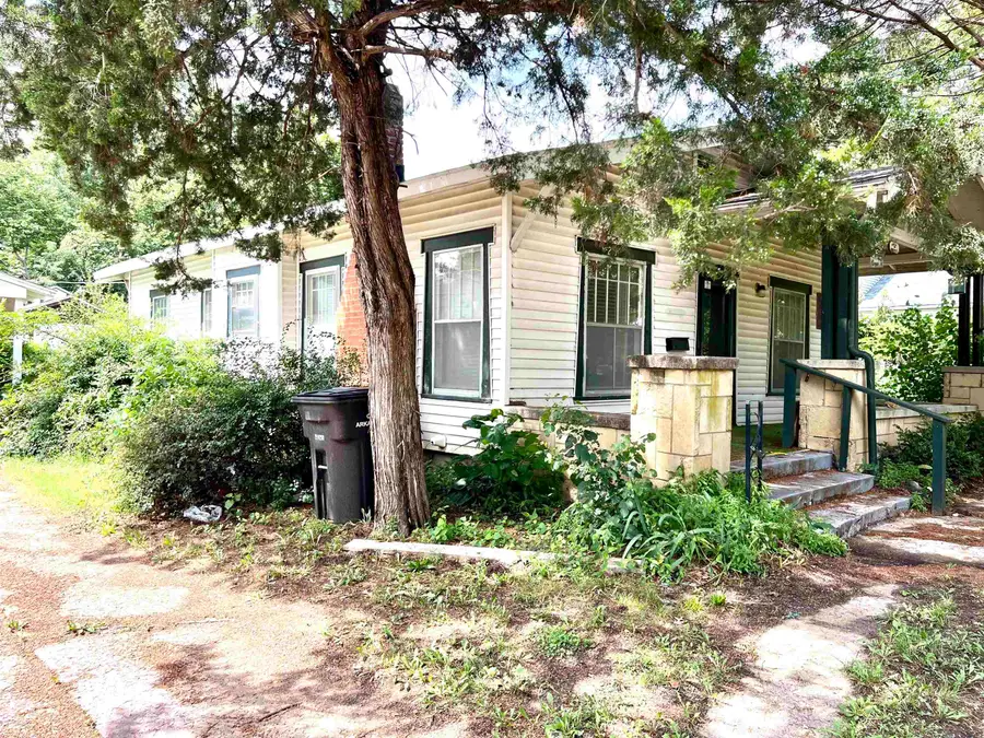211 W Linden, Arkansas City, KS 67005 - #3