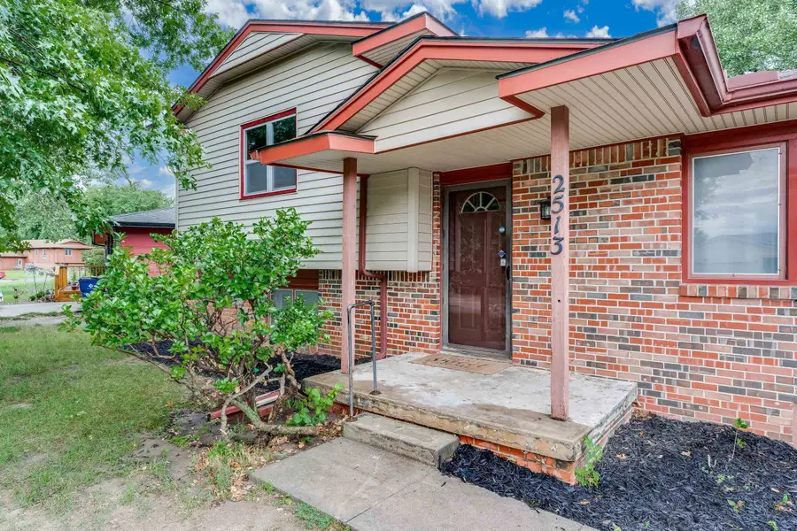 2513 N Bleckley Dr, Wichita, KS 67220-3019 - #3