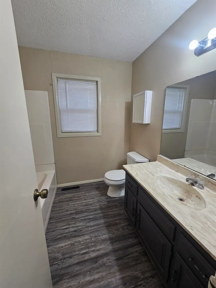 926 Money Ave, Augusta, KS 67010 - #2