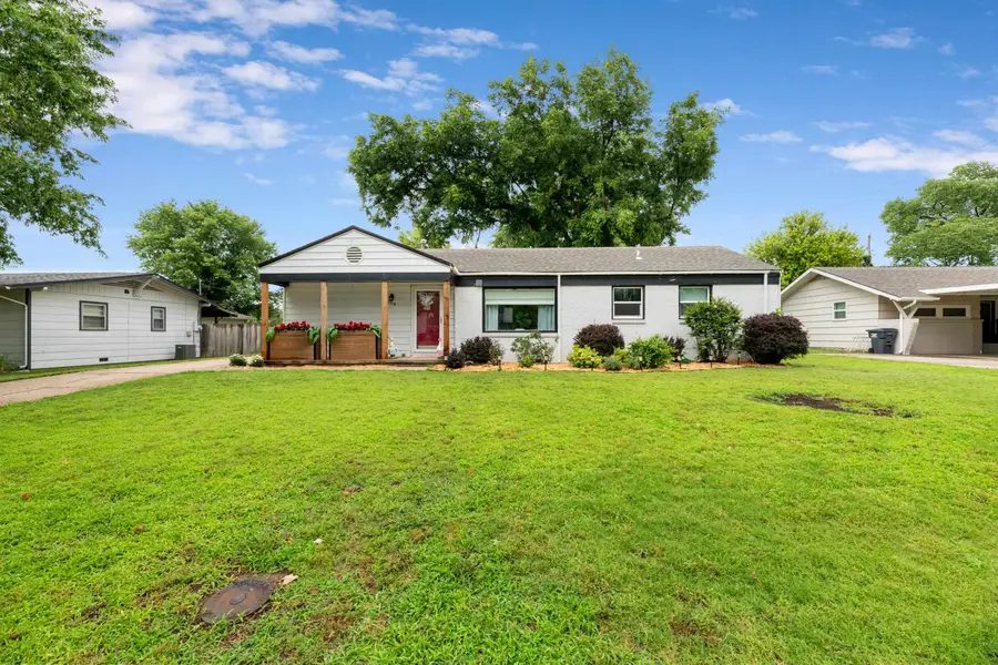 7518 W Galoway, Wichita, KS 67212 - #2