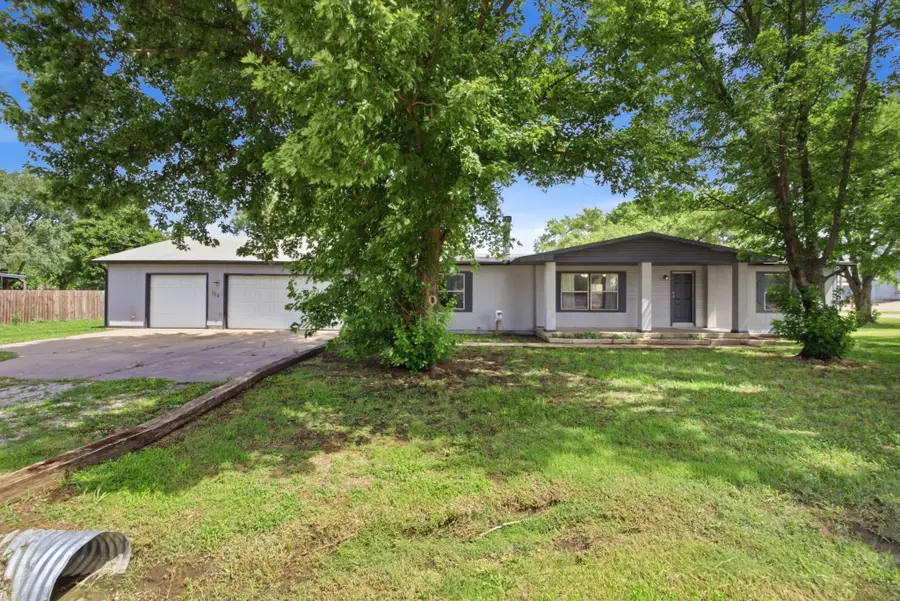 114 E 3rd St, Udall, KS 67146-9034 - #3
