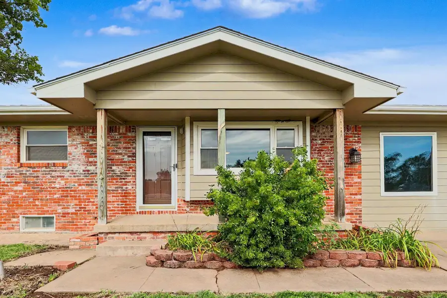 1435 S Rock Rd, Rockford, KS 63037 - #2