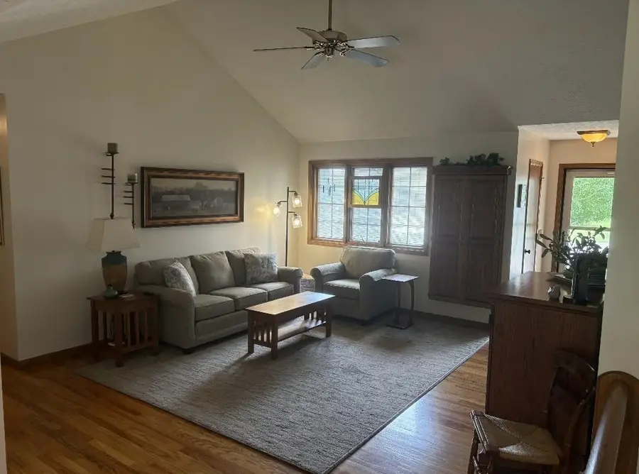 1233 E Republic Ave, Salina, KS 67401 - #2