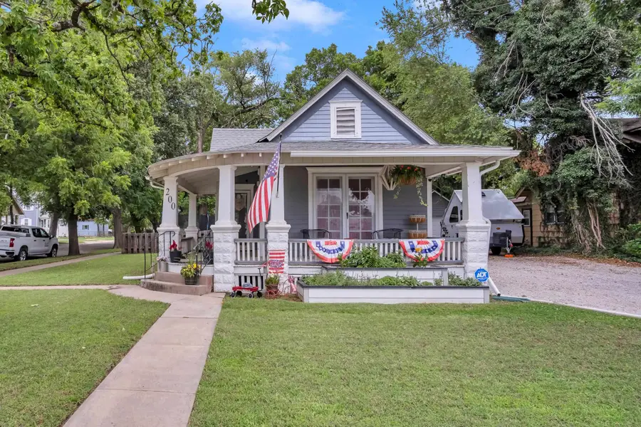 200 Allison, Newton, KS 67114 - #3