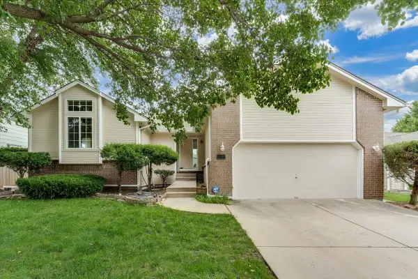 3737 N Whispering Brook, Wichita, KS 67220