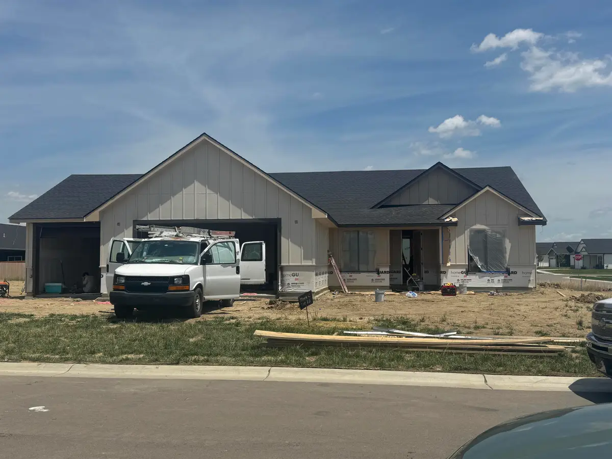 336 S Buckland St, Derby, KS 67037 - #1