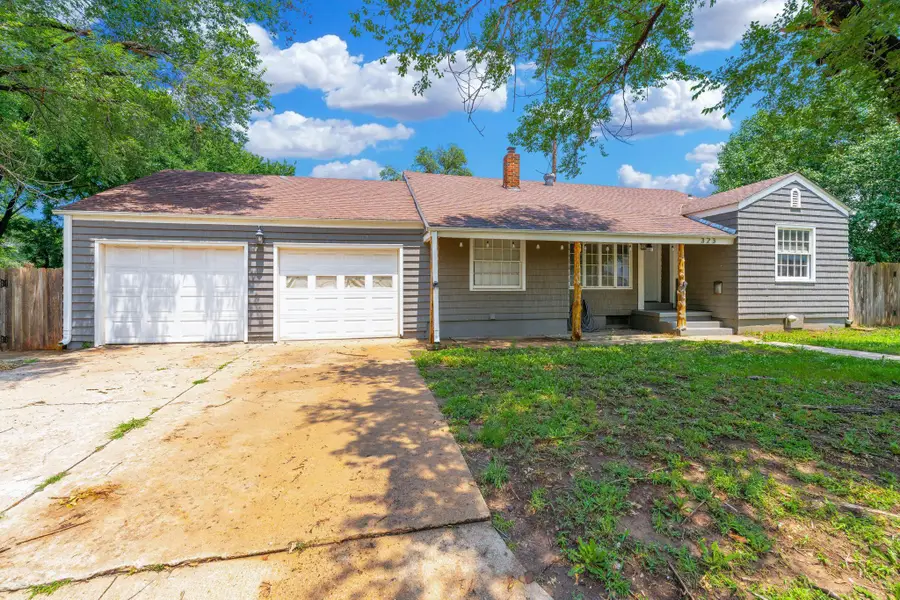 323 E 18th, Wellington, KS 67152 - #2