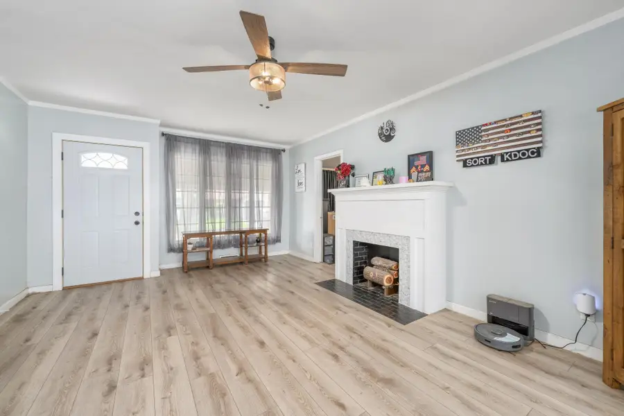 323 E 18th, Wellington, KS 67152 - #3