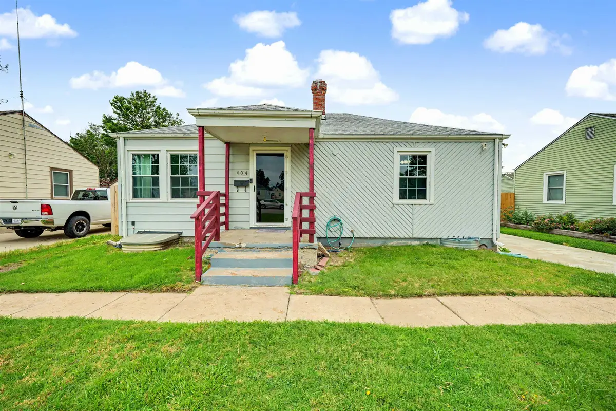 404 E Claflin Ave, Salina, KS 67401 - #1