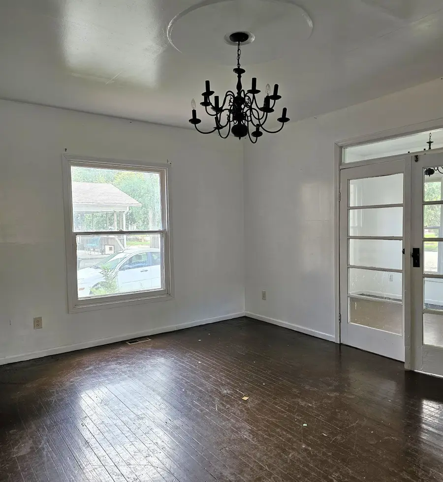 629 Highland Ave, Salina, KS 67401 - #2